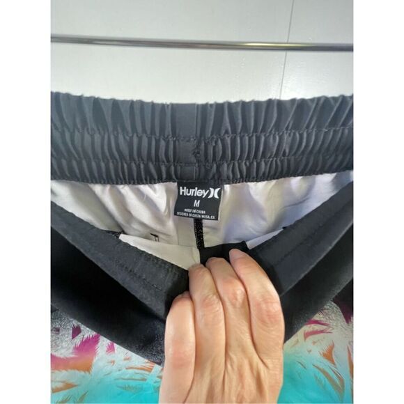 Hurley Phantom La Playa Volley Shorts Size M - Picture 8 of 8